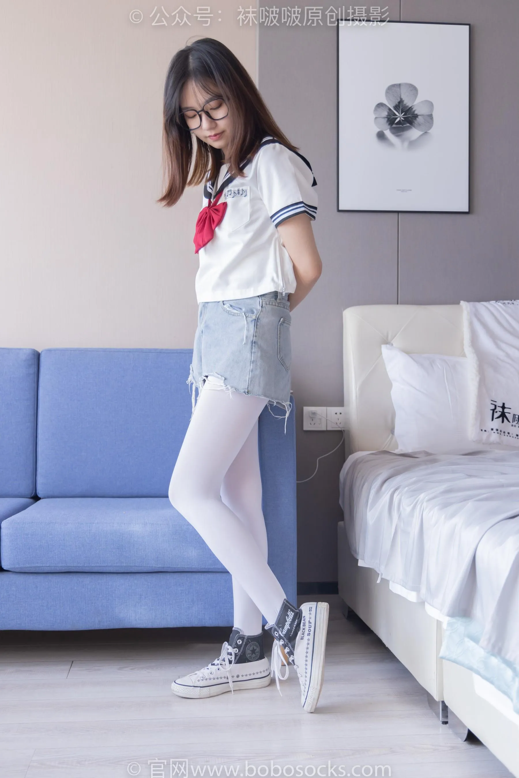 [BoBoSocks袜啵啵]NO.215 小甜豆-三双帆布鞋板鞋、厚白丝、黑丝 [90P]插图